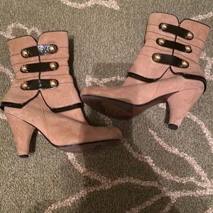 🌸Naughty Monkey Brown Camel Military Boots🌸